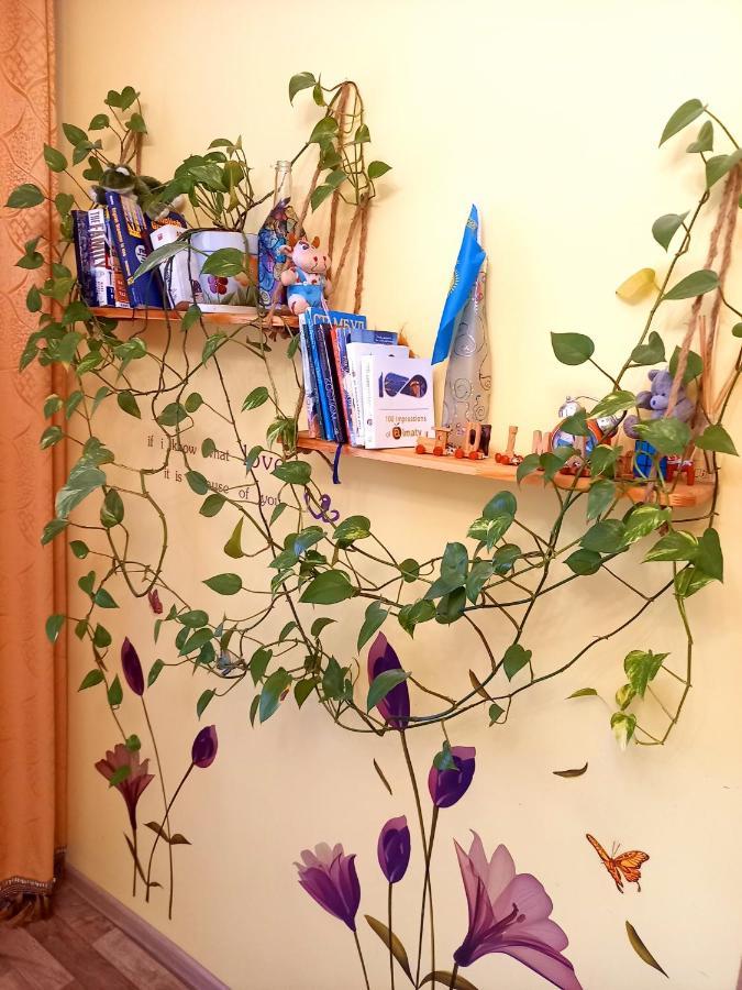 "В Центре Города" Квартира - "Downtown" Apartment Alma-Ata Buitenkant foto
